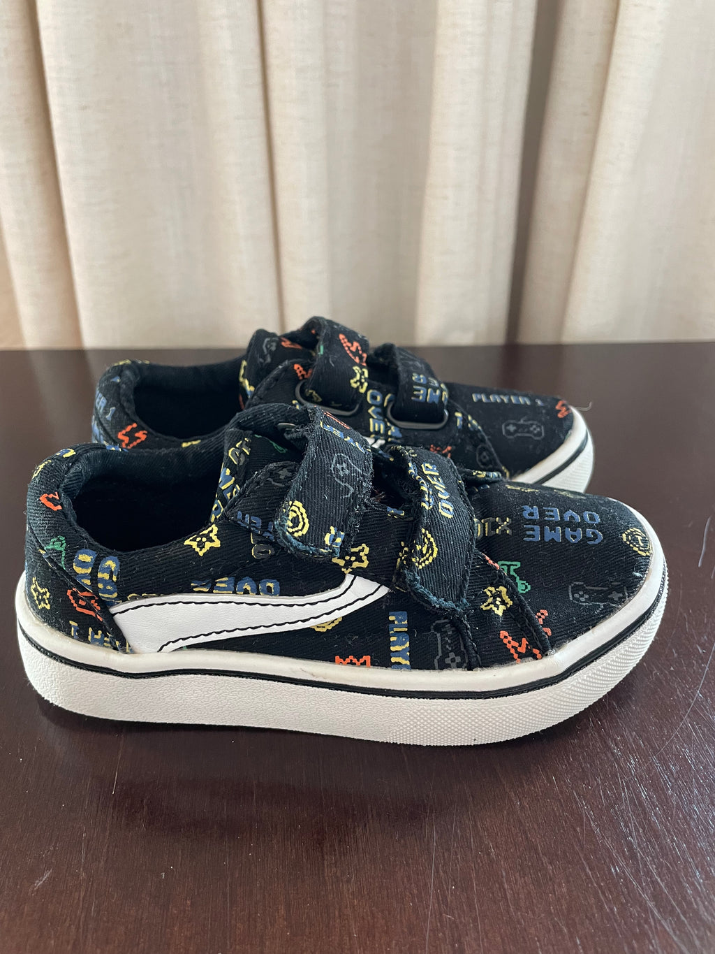 George Sneakers Size 8