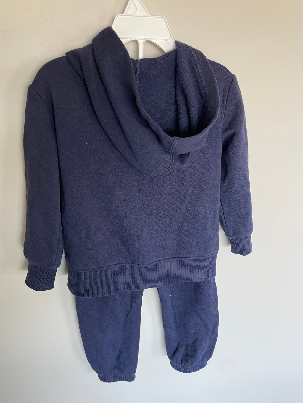 Under Armour Navy Sweat Suit | 24M