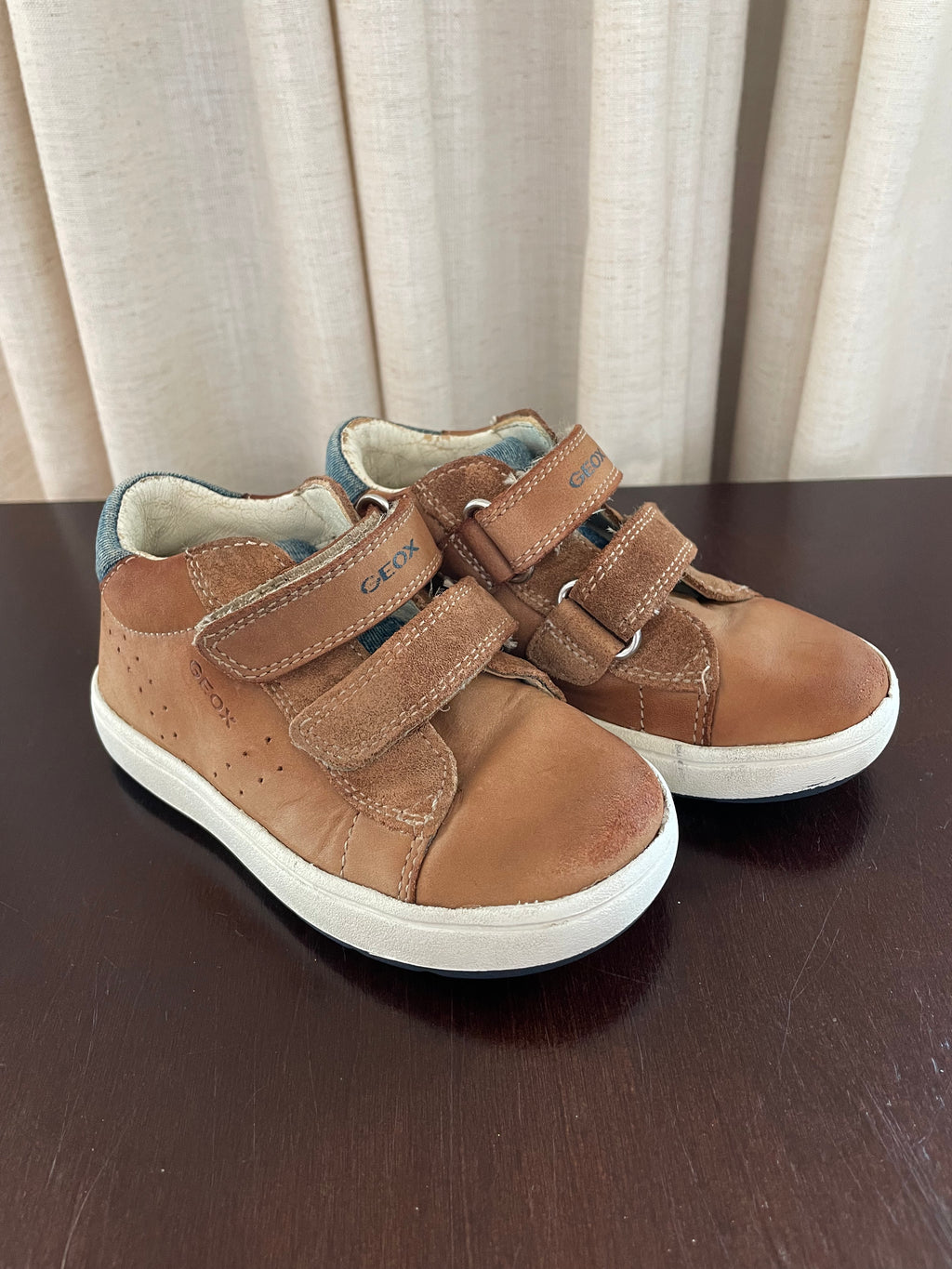 Geox Sneakers Size 23 (7)