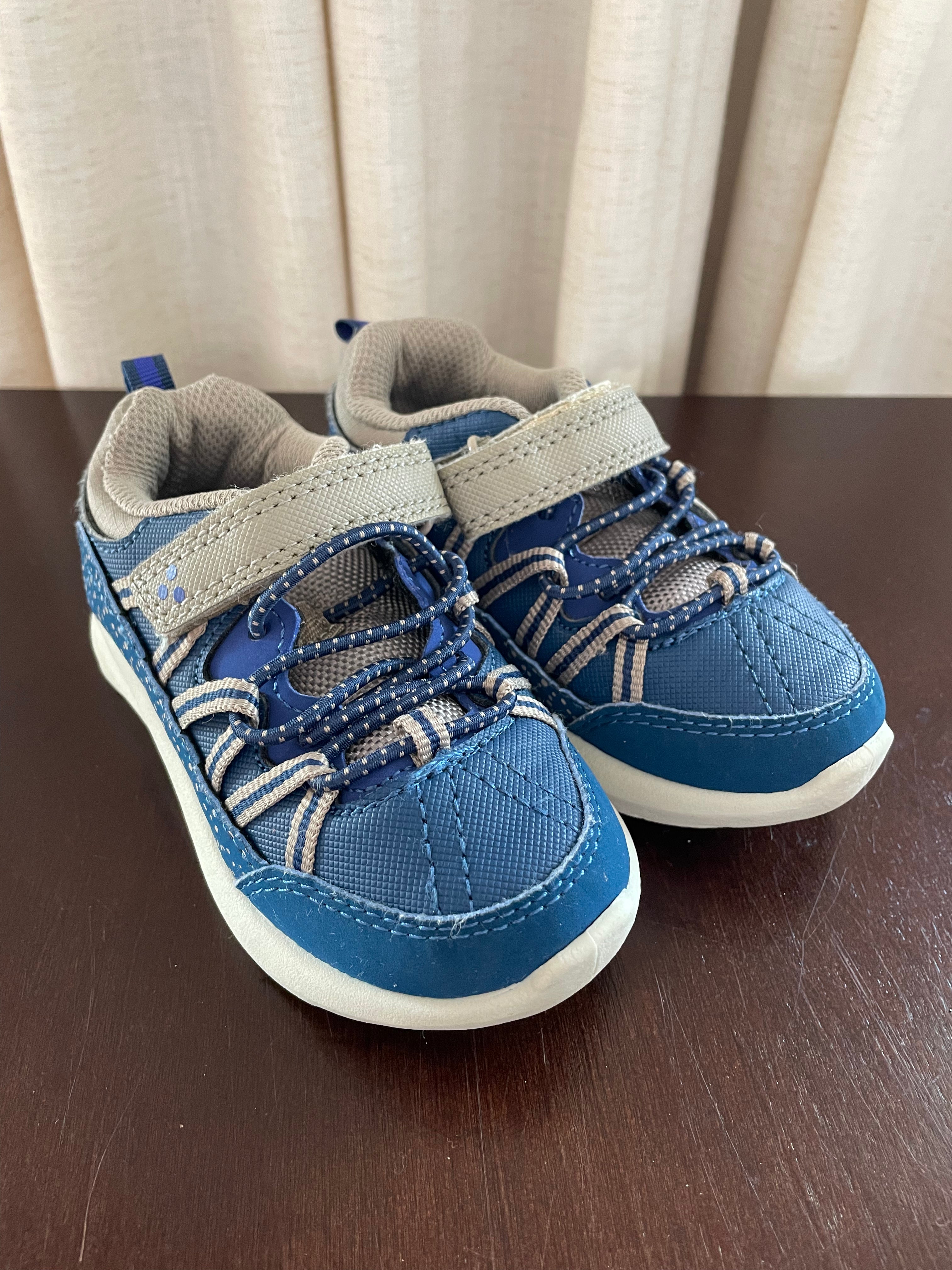 Joe Fresh Blue Sneakers Size 8