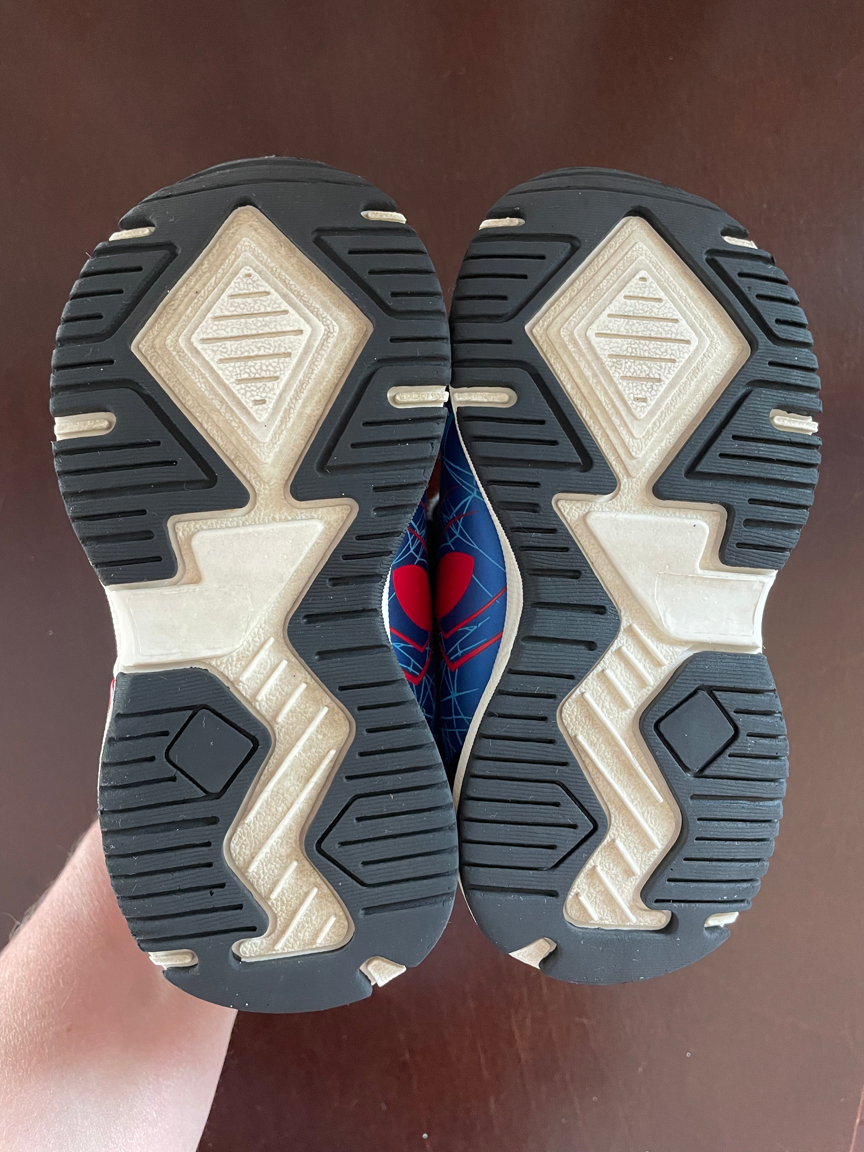 Spiderman Shoes Size 8