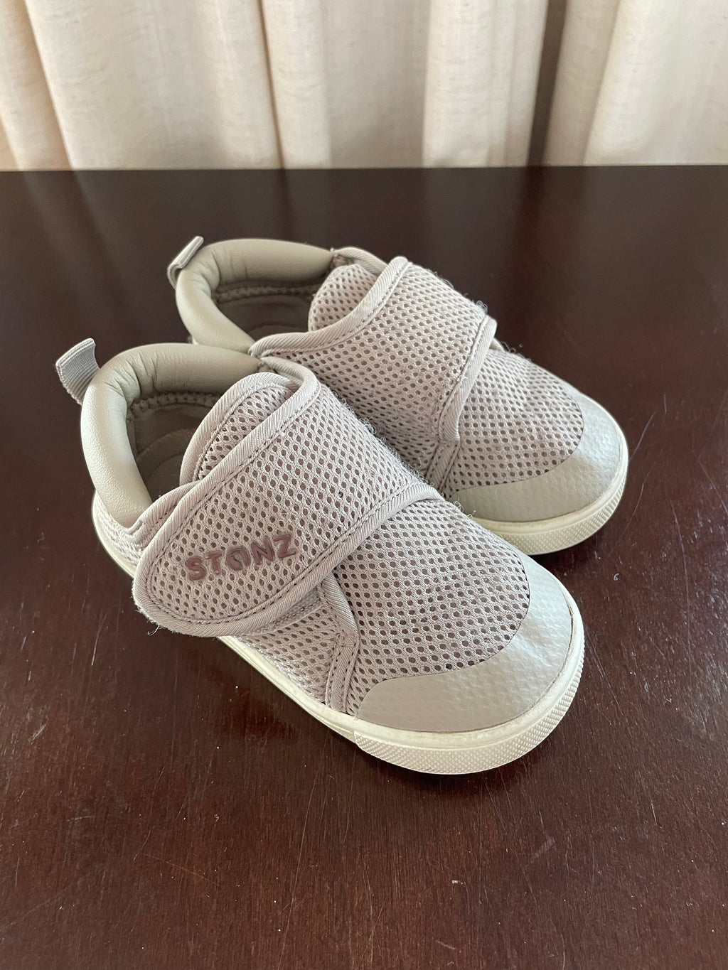 Grey Stonz Size 6T