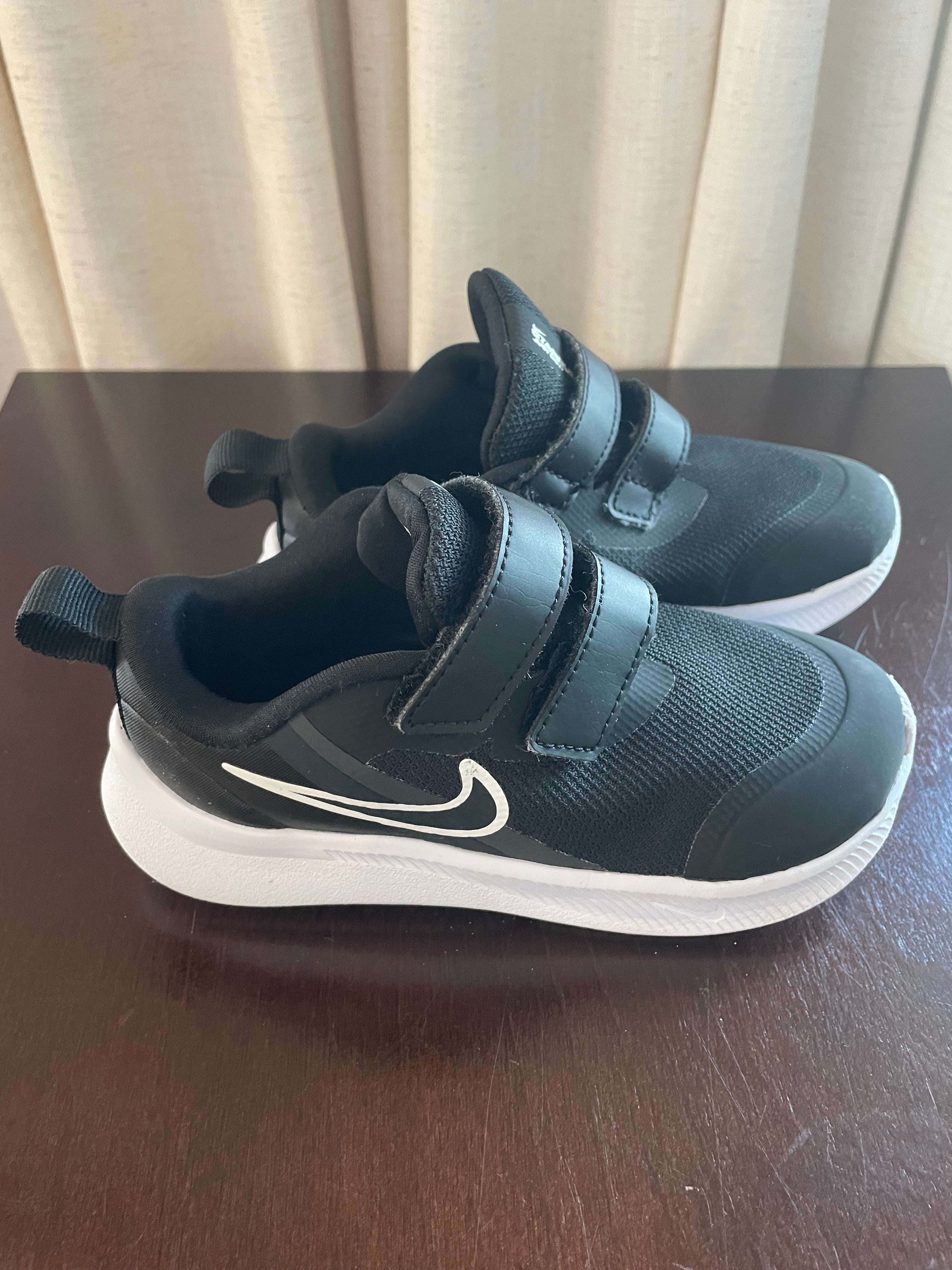 Nike Black Runners Size 9