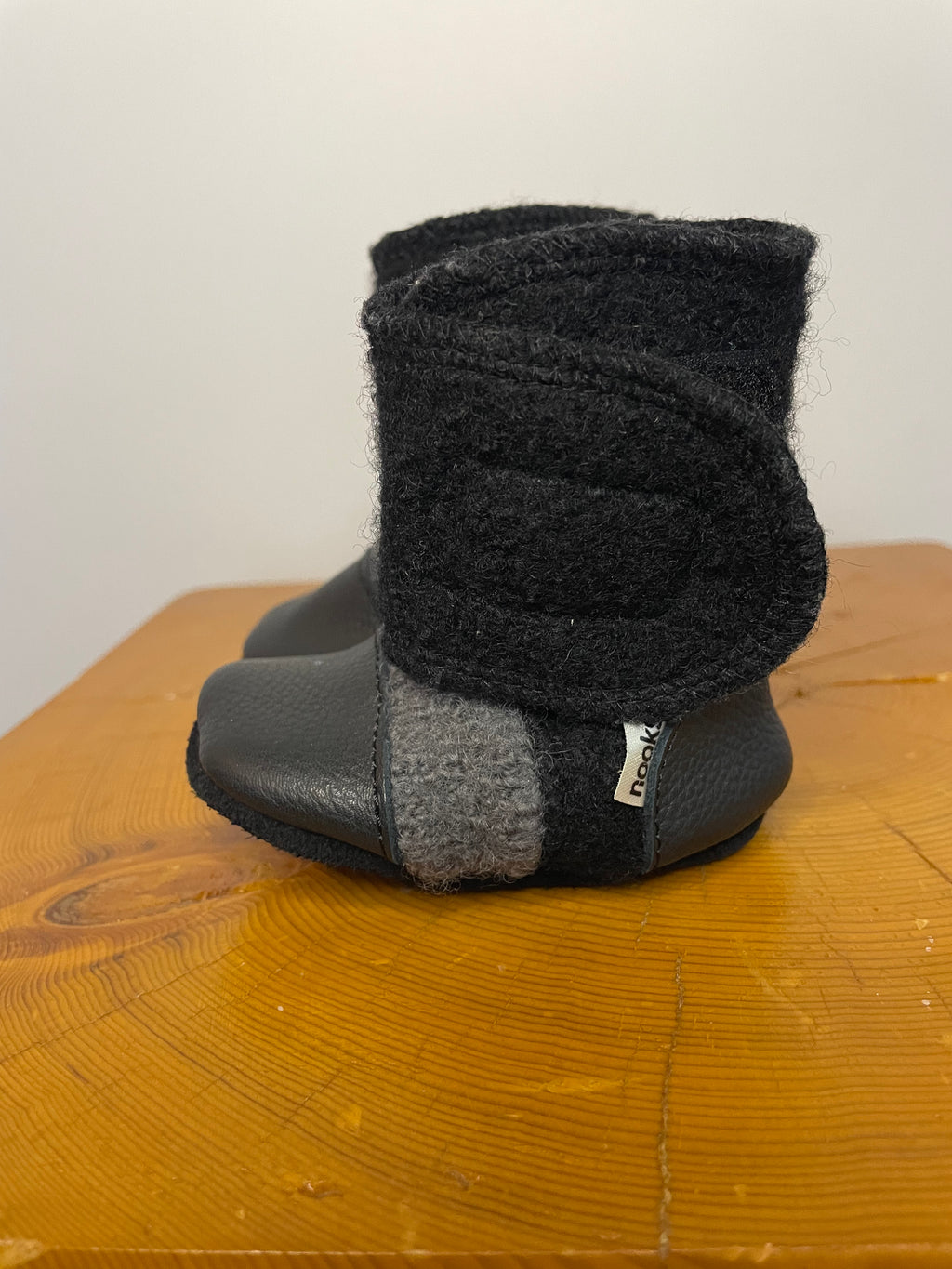 Nook Infant Booties | 2.5 (0-6M)