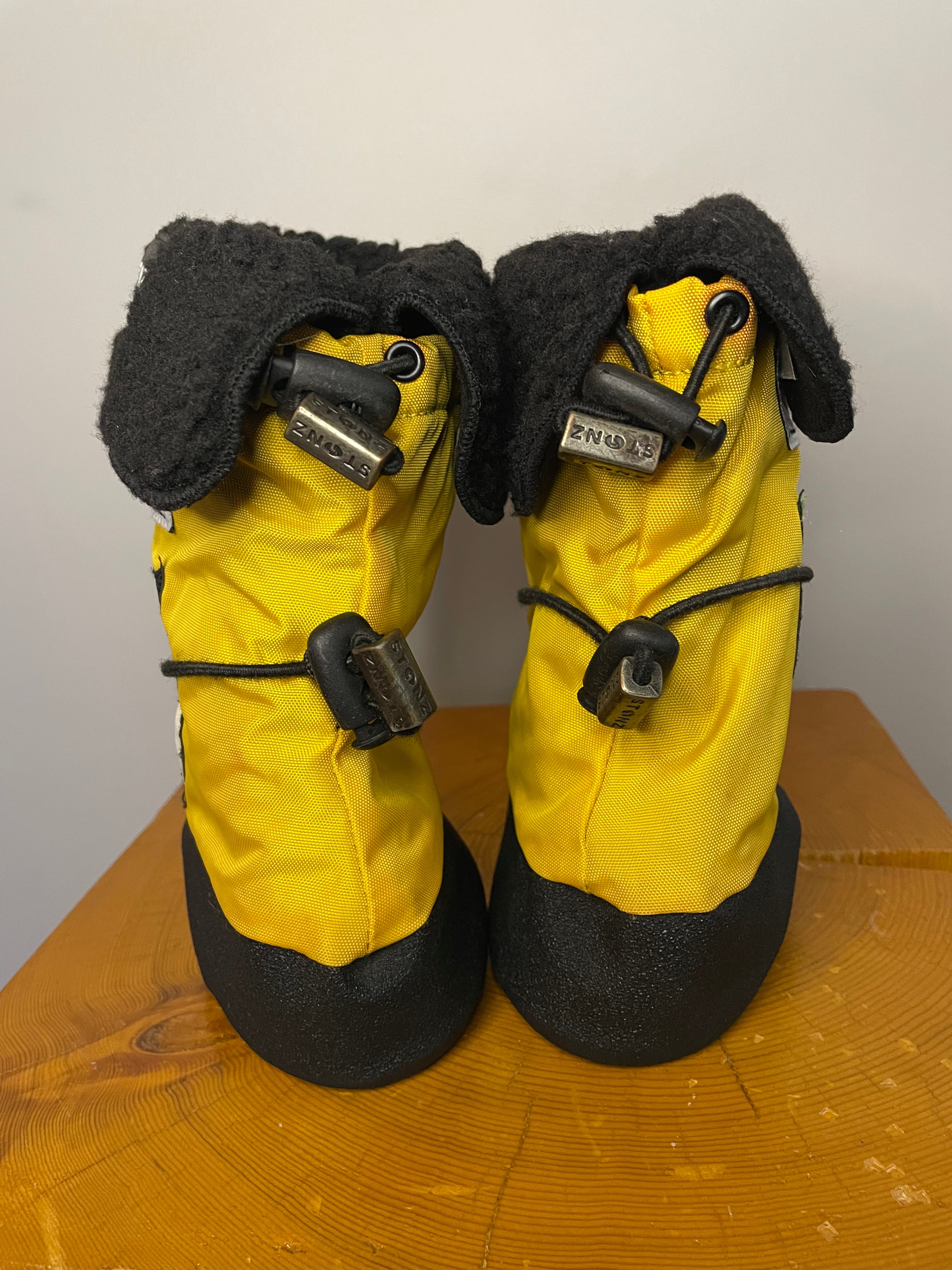 Stonz Booties | Large